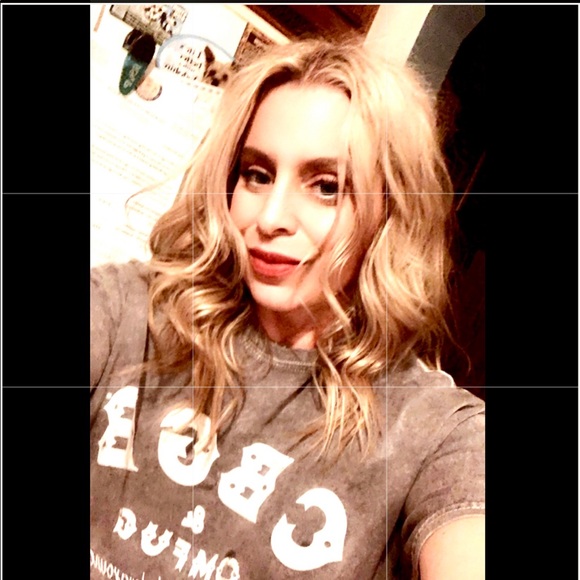 Meet your Posher, Christine - Picture 3 of 7